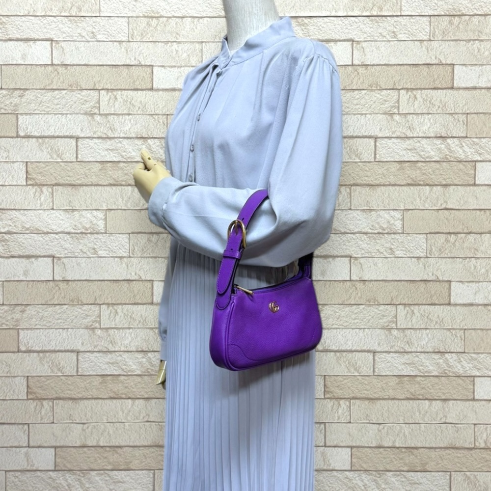 GUCCI Authentic Purple Leather GG Marmont Bag - Picture 2 of 7